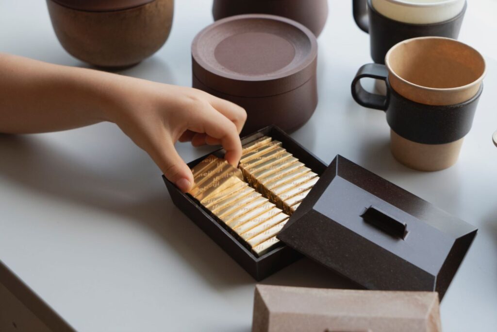 明治「カカオスタイル」コラボ開発.jpg